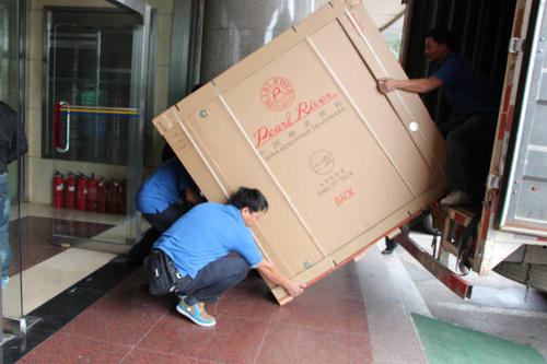 陇县钢琴贵重工艺品无忧运